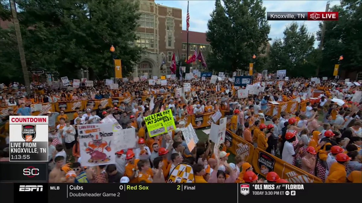 OMGFlag's tweet photo. Bobcats!  Text your friends, text your family, it’s another @CollegeGameDay with our friends @thedamflag @olcrimson &amp; @Cougwill 

#eatemup

pic h/t @Cougwill https://t.co/afholWHVU9