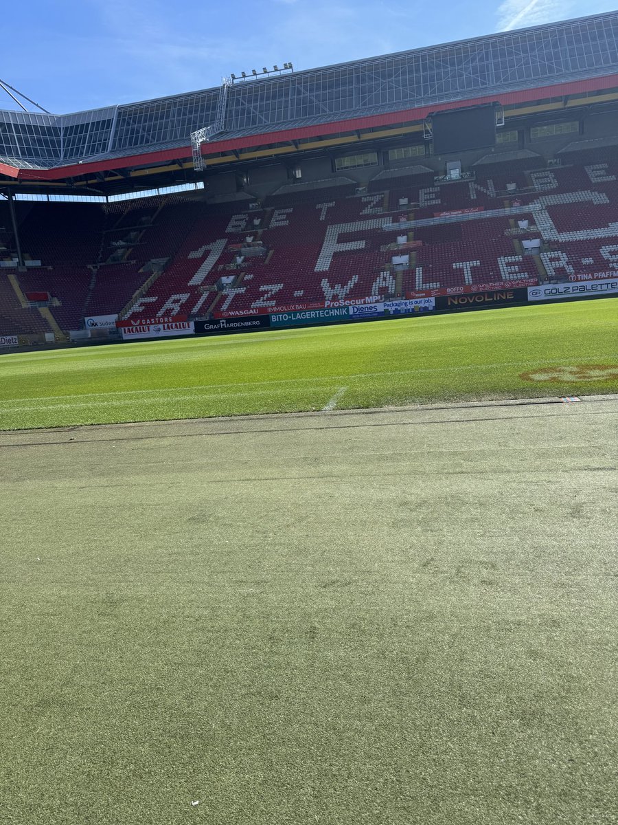Marvinister's tweet photo. Wie heute kein Spiel hier?! 👀 #Betze https://t.co/CjAg3UnHaF