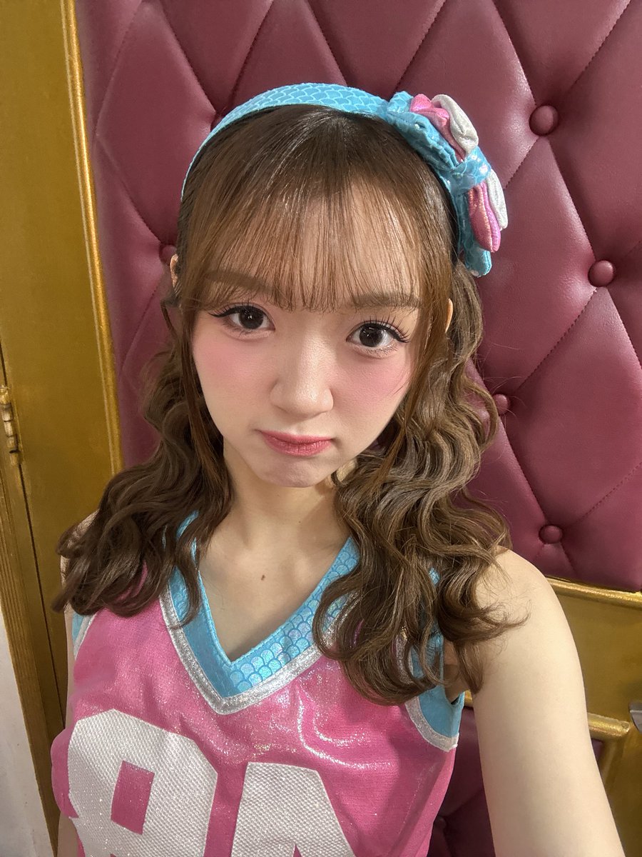 AU_LiaJKT48's tweet photo. thank you for todaay!! happy birthday ci jecilecibaby, happy shonichi oline n nala <3, foto sama temen 09L 😽😽😽 https://t.co/cOOGIqDqAn