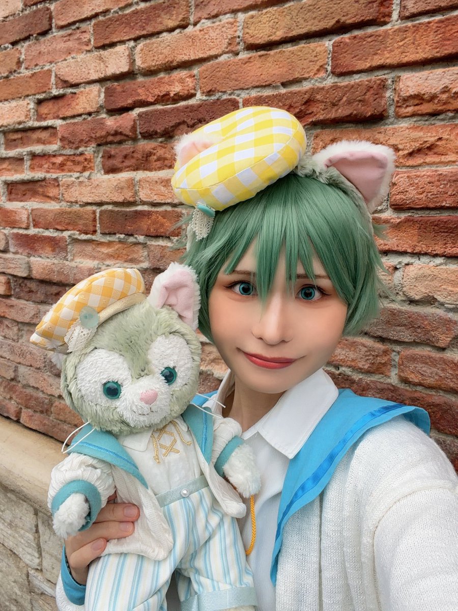 danno_runi's tweet photo. 本日は25周年ジェラ仮装でシーにインパ✨🎨3年連続最推しできて最高😭衣装頑張って作ったよ〜！
今日かなりモフモフ仮装の人口増えてて嬉しかった🥹❣️
.
今年は初めて2回仮装インパして楽しかった〜！来年も仮装したい🎶
 #Dハロ仮装  #Dハロ仮装2026 https://t.co/stM4aqz532