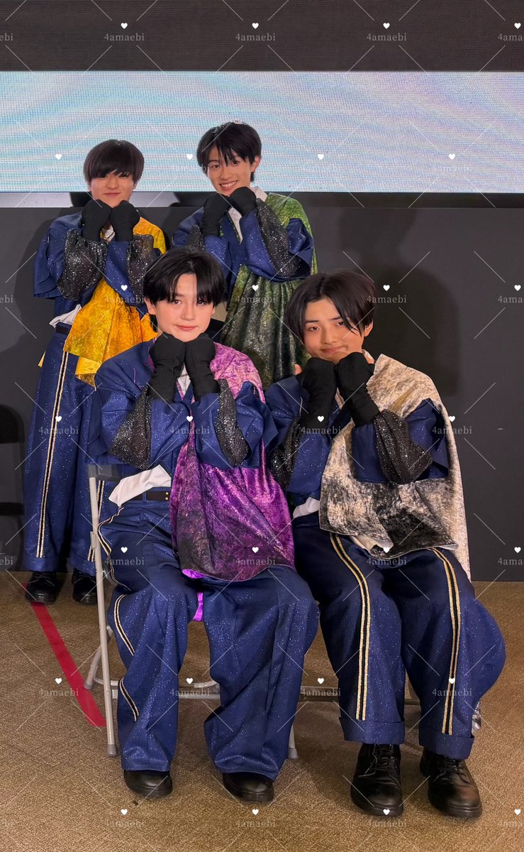 4_amaebi's tweet photo. 1st シングル『はつ恋ONDO』発売記念リリースイベント グルショ

畑くんに「バーン👉💥」やったら「 ゔ、ゔぁ」って返してくれて関西を感じることができました💯

#iiONDO #はつ恋ONDOの秋が来た https://t.co/3a5tE6rypd