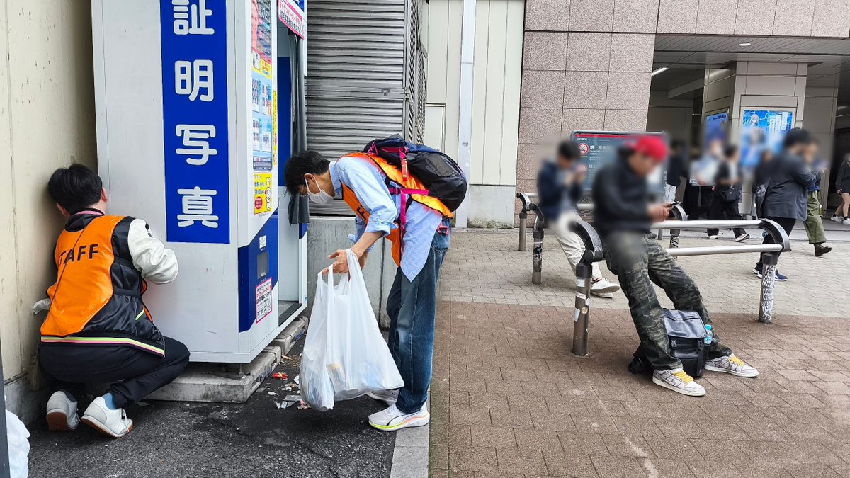 akiba_guide's tweet photo. 【明日の秋葉原清掃ボランティア参加ご協力のお願い】
明日(9月27日)実施予定の秋葉原清掃ボランティアですが、スマートごみ箱などゴミ箱が無い状態で現在の路上ゴミを把握する最後の機会になると思われます。
そこで明日は1人でも多くの方にご参加頂きたくあらためて募集ポストをさせて頂きました。

毎週のように秋葉原にいらっしゃってる方、また最近は行く回数は減ってしまったけど秋葉原が好きな方など、ご参加ご協力頂けましたら幸いです。もちろん初ゴミ拾い、初ボランティア活動大歓迎です。

ご参加、ご協力いただける方がいらっしゃいましたら引用ポストをご確認頂き、XのDMからご連絡頂けましたら幸いです。宜しくお願い致します。