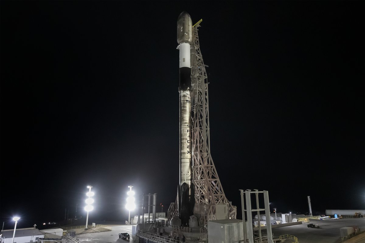 SpaceX's tweet photo. All systems are looking good, and weather is favorable for liftoff. Propellant load is about to begin for Falcon 9’s launch of the USSF-385 mission from California → https://t.co/eiGvyiCwaD https://t.co/KMeVDGnPdu