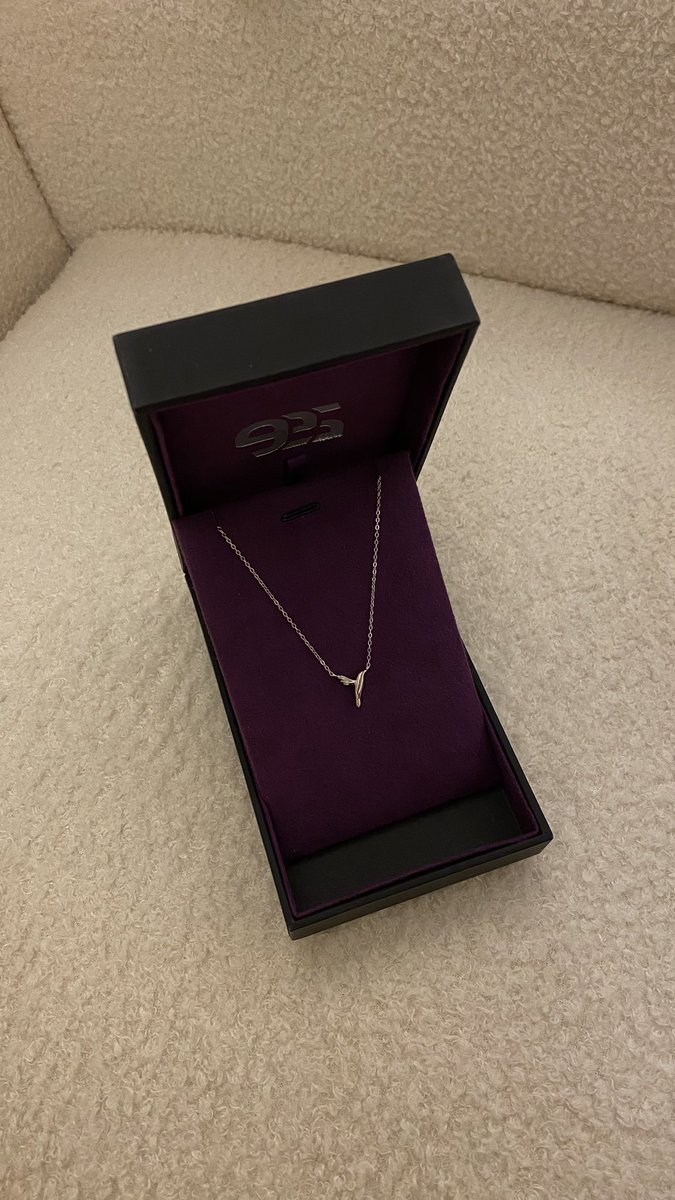 Silver925SA's tweet photo. رسالة بعنوان :

لما تنجبر على الفراق وكل مافيك يبيييييه ❤️‍🩹❤️‍🩹❤️‍🩹❤️‍🩹❤️‍🩹 https://t.co/dom7jr8brb