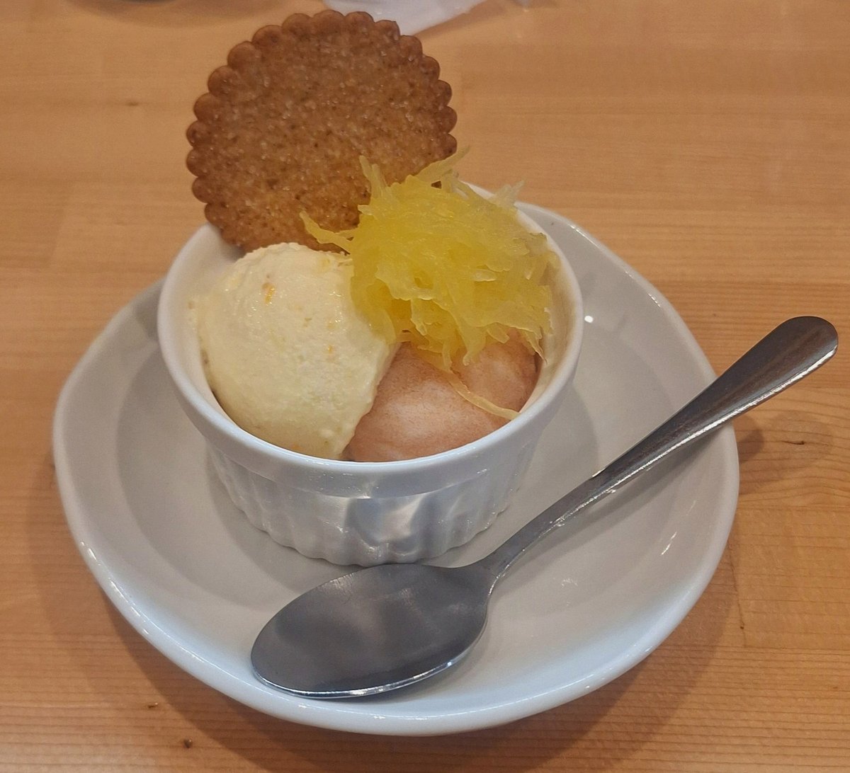 CafeOrangeTokyo's tweet photo. ンズまじでこのタイプのイメージなんだよな　雷男子すぎる https://t.co/WQIjdfYXCz