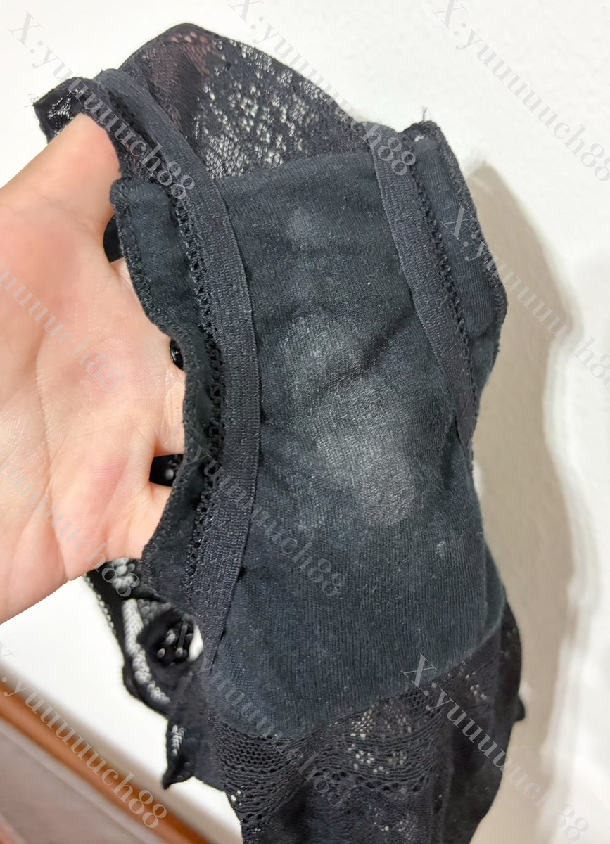 yuuuuuch88's tweet photo. 以後不穿黑色底褲了….
#原味 #內褲 #客製化 #原味賣家 #女大生 https://t.co/noGAeNZBJ4