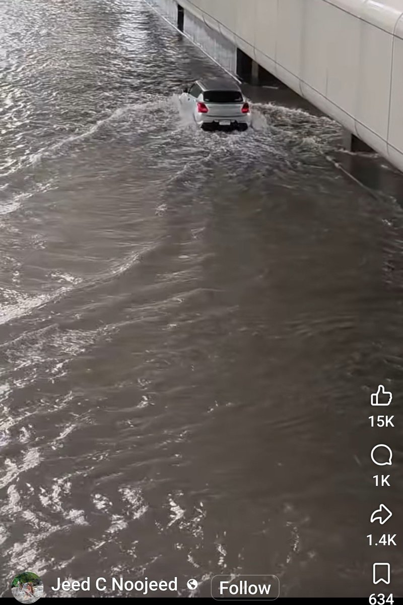 Ma_Mon's tweet photo. ❌ Suzuki Swift
✅ Suzuki Swim

โครตโหด ยอมใจ https://t.co/VXKVrtRE2g