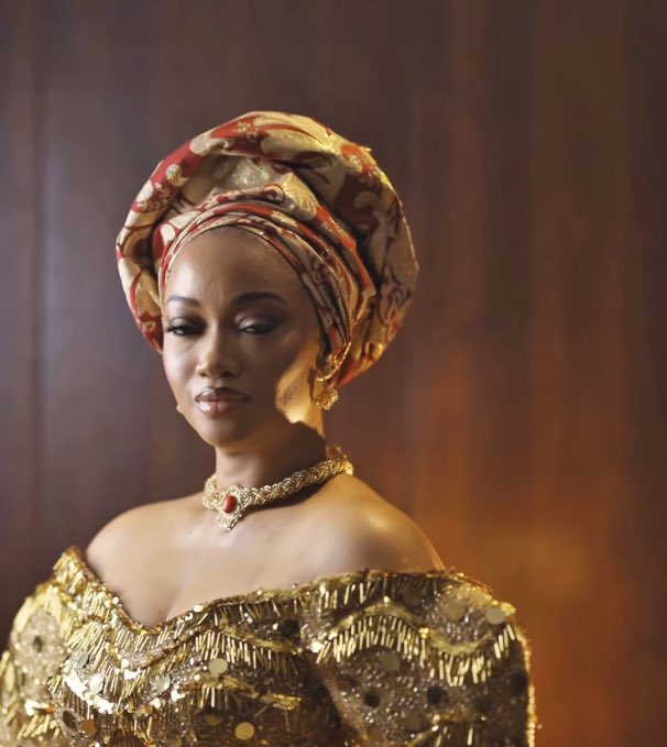 jcokechukwu's tweet photo. 🔥🔥🔥 OXFORD UNIVERSITY PRESS INCLUDED ICHAFU IN ITS INTERNATIONAL BACCALAUREATE (B) CURRICULUM RESOURCES!

“Ichafu, the bold head-tie towering towards the sky gains international recognition.” - https://t.co/HQm8JI7XUz 

Oxford University Press includes Ichafu the traditional Igboceremonial bold head-tie in an International Baccalaureate curriculum alongside the Japanese Kimono and other cultural textiles from around the world.

In a curriculum developed for the International Baccalaureate (IB) Diploma Programme, the Ichafu is featured under a section called “Textiles and Cultural Signs.” 

The publication examines the meaning, symbolism, and cultural importance of the traditional southeastern Nigerian head-tie.
The Ichafu is studied alongside other well-known cultural garments from around the world, including the Japanese Kimono. 

Students are encouraged to explore how clothing and textiles can reflect a people’s history, identity, traditions, and values.

Traditionally, the Ichafu is made from rich fabrics such as Damask, Brocade, George, and Akwete cloth. It is known for its elaborate design, large size, and striking appearance. Carefully wrapped and arranged, the Ichafu often rises high above the head in a towering style that symbolizes elegance, dignity, prestige, and cultural pride. Its impressive height and structure make it one of the most distinctive ceremonial headdresses in Igbo culture.

The Ichafu is commonly worn during weddings, title-taking ceremonies, festivals, and other important cultural events. Beyond its beauty, it serves as a powerful symbol of identity, heritage, and social status.
This recognition shows that the Ichafu is more than a traditional piece of attire. It is an important cultural symbol that is now being studied in an international academic setting.

For generations, the Ichafu has been a treasured part of Igbo cultural expression. Its inclusion in an Oxford University Press educational resource highlights the growing global appreciation of Igbo culture and traditions.

The recognition is another reminder that indigenous African traditions continue to make valuable contributions to world culture and education. The Ichafu is not only a cherished part of Igbo heritage, it is now part of documented international study in this art, culture, and visual communication.

Me: From Igbo apprenticeship system (nwa odibo) or #nwaboi to #omugwo to now #ichafu, Igbo culture is being carefully integrated into global educational curricular and studied wildly, whilst people we are forced to share common geography with are busy trying to belittle, imitate and diminish our ultra rich and buoyant cultural heritage 

#Ichafu #ichafunnukwu #omugwo #nwaboi #nwaodibo 

#IgboAmaka 💪🔥😍

Link below, maka ndi uta:

https://t.co/id7PJknaJF