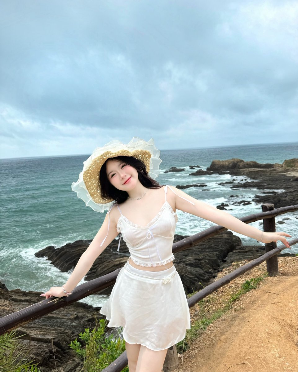 gullsnurran's tweet photo. 夜になると、どうしても色んなことを考えすぎちゃうな。 💖💔
TYpy https://t.co/tu4D615xt6