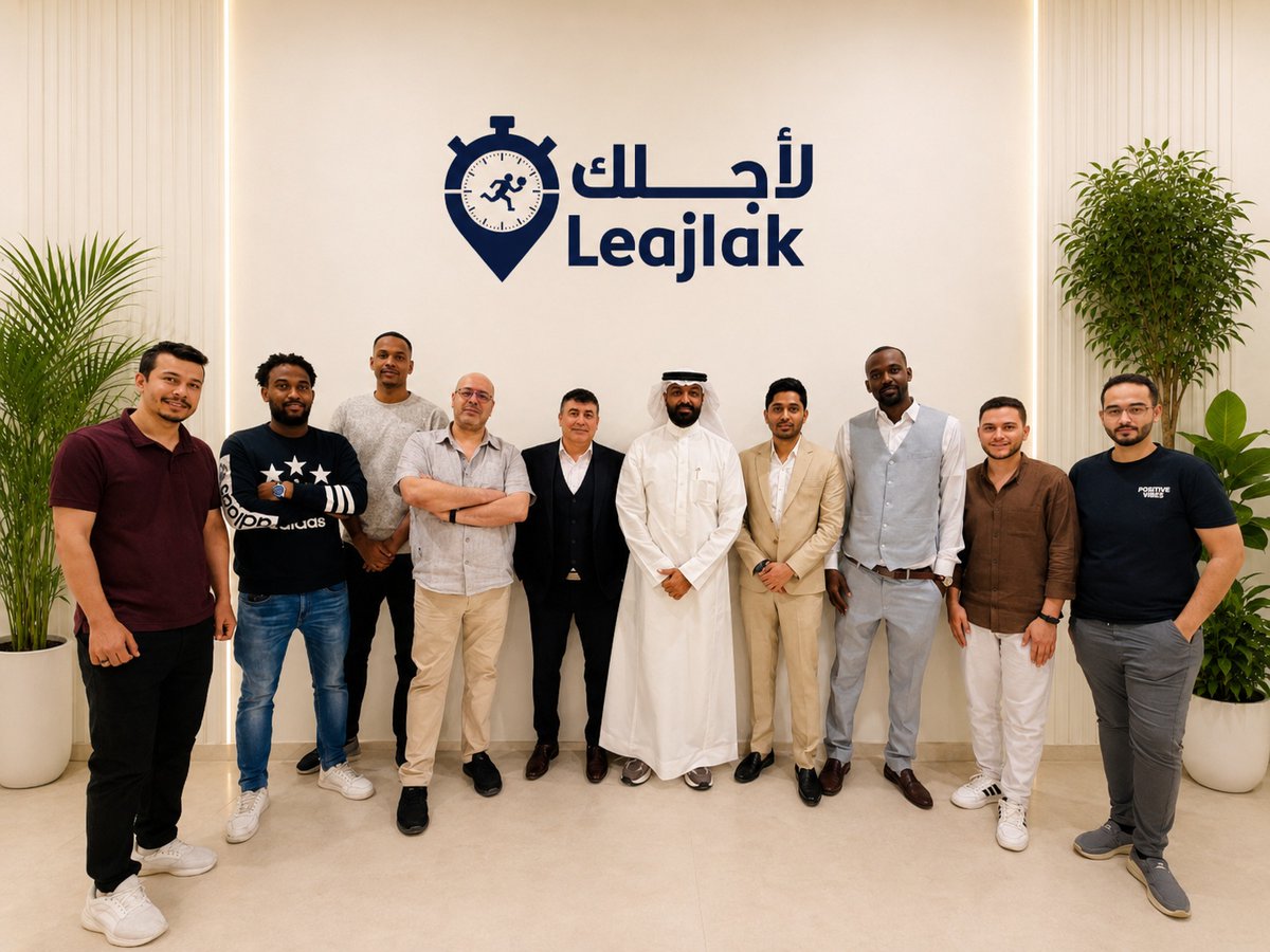 LeajlakCom's tweet photo. تُعلن شركة لأجلك للخدمات اللوجستية عن انضمام الأستاذ فارس مفيد بصفته المدير التجاري (CCO)
نُرحب بالأستاذ فارس مفيد في عائلة لأجلك ونتمنى له التوفيق

Leajlak Logistics Services welcomes Mr.Fares Mufeed as Chief Commercial Officer(CCO)
We warmly welcome Mr.Fares to Leajlak family https://t.co/DoTYD20XcM