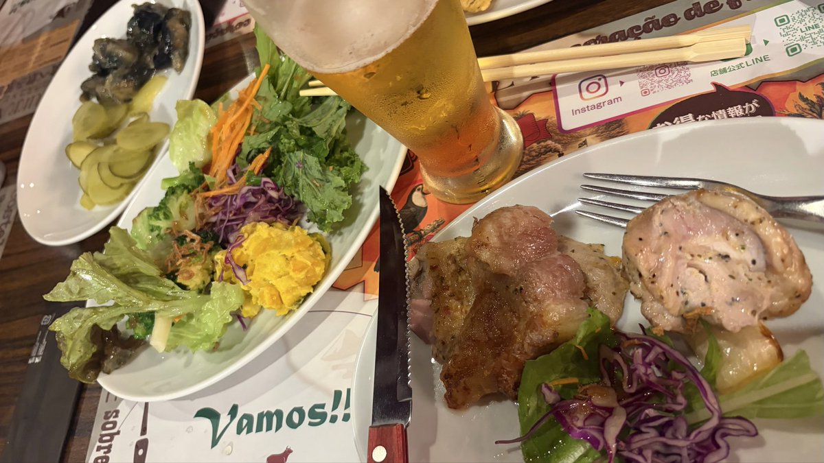 amuka's tweet photo. 大学時代の軽音サークルの仲間らとシュラスコでした。おいしかった！おなかいっぱい https://t.co/Uw8Bd5kkCG