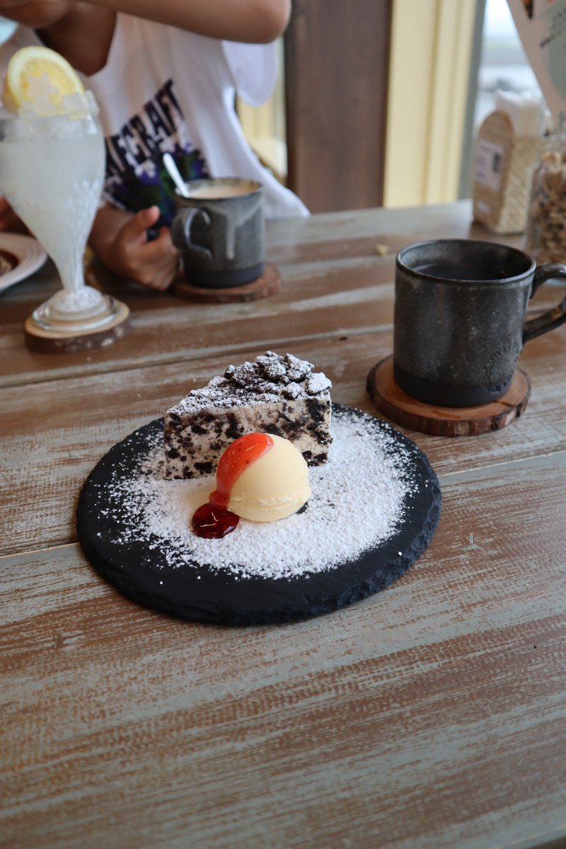 fish_ochapi's tweet photo. 洒落たカフェー https://t.co/l5FIfY30cU