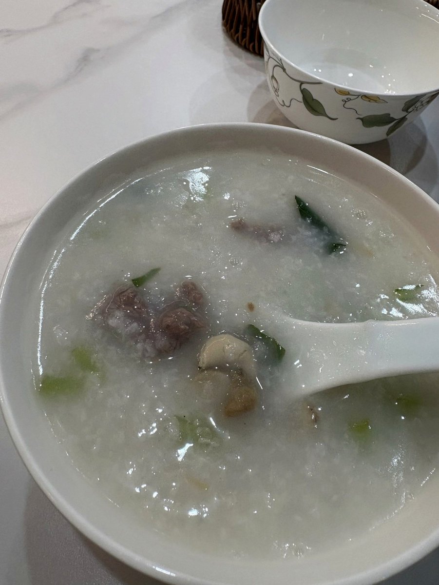pechii_'s tweet photo. シーツと枕カバー洗えた！洗濯物もパリッと乾いた。
布団は干したかったのに地味に筋肉痛で諦めた。笑 https://t.co/QRj4SOdKoy