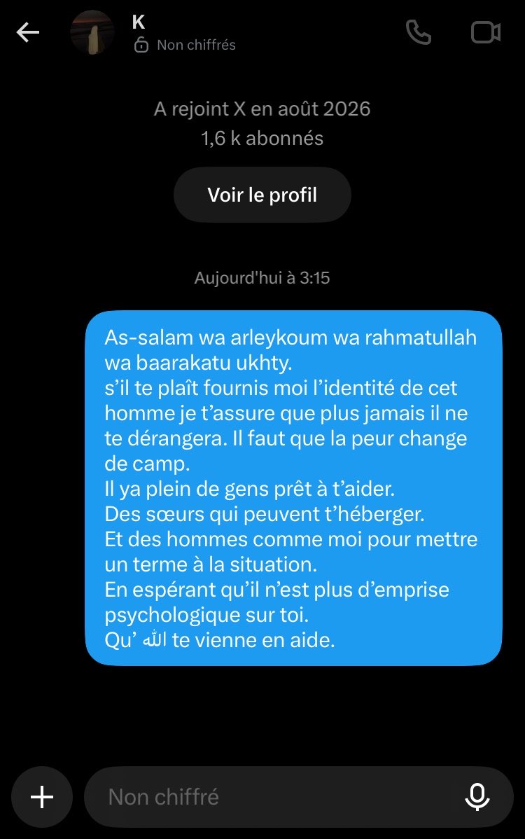 Nuhu8cu's tweet photo. Tout le monde lui a proposé de l’aide matérielle (dont moi) et elle décide de parler de cagnotte ???
W’الله w’الله w’الله si tu es un scammer qui utilises les femmes battus pour prendre des sous qu’ الله te maudisse https://t.co/tRrIfpdM1f