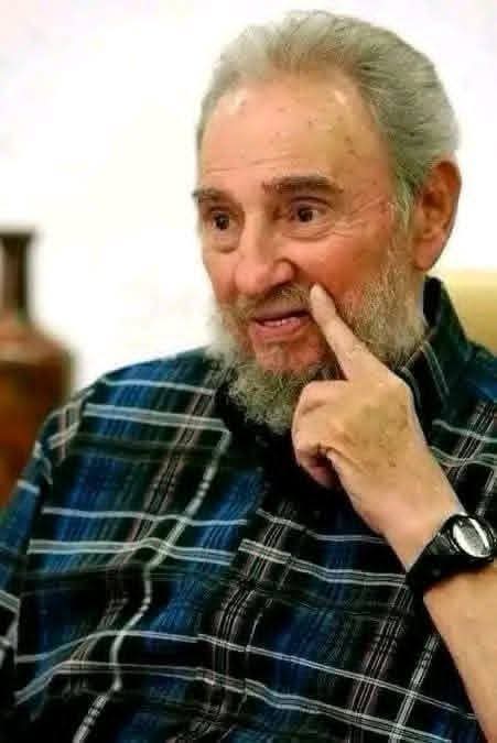 JosLuis74030336's tweet photo. ¡ Fieles a su Legado!
#Fidel nos inspira 👇:
“Fui defensor sereno y ecuánime de la unidad en circunstancias muy difíciles".✨✨✨
#LaPatriaSeDefiende #CubaEstáFirme https://t.co/q3LIsNDVC1