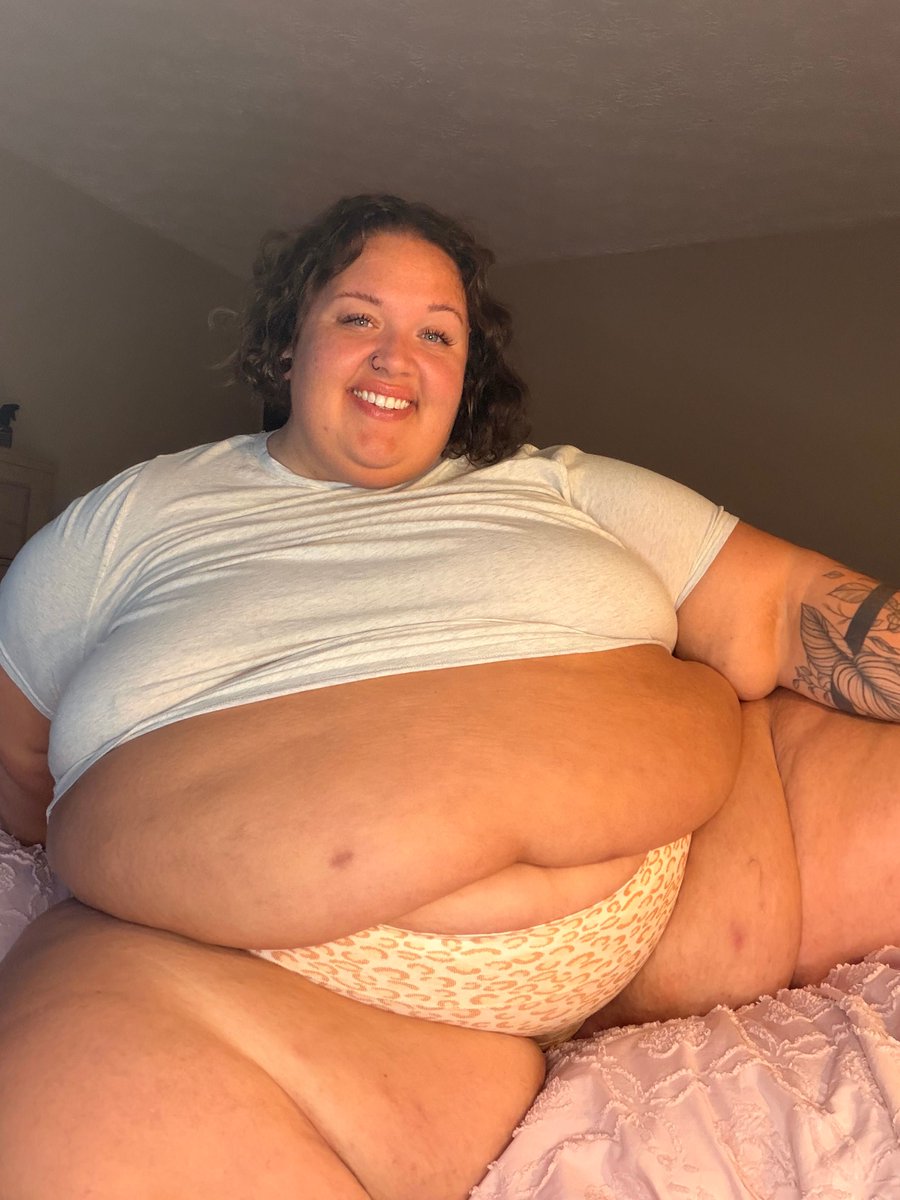 bbwjanex's tweet photo. Think we'd make memories? https://t.co/LB2pc6QCQ0