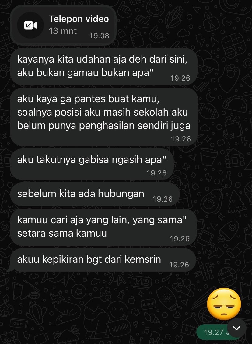 karieebee's tweet photo. Malam minggu NT gaes 🤣 #chubbyforchaser https://t.co/4FHctpGmPl