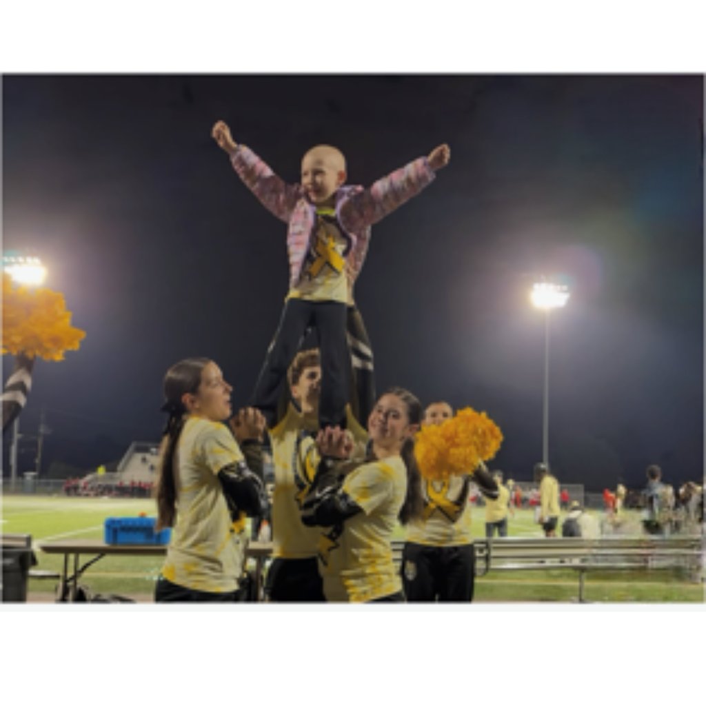 ExperienceOFHS's tweet photo. This week, the Bengals went💛 GOLD💛 in support of pediatric cancer awareness for Cal’s Angels &amp; last night @ the varsity football game we honored Rue!
💛Wear Gold. Support Cal’s Angels. Go to War Against Kids Cancer. 💛
#TheBengalWay
#weloveRue https://t.co/fYydNKtSMI