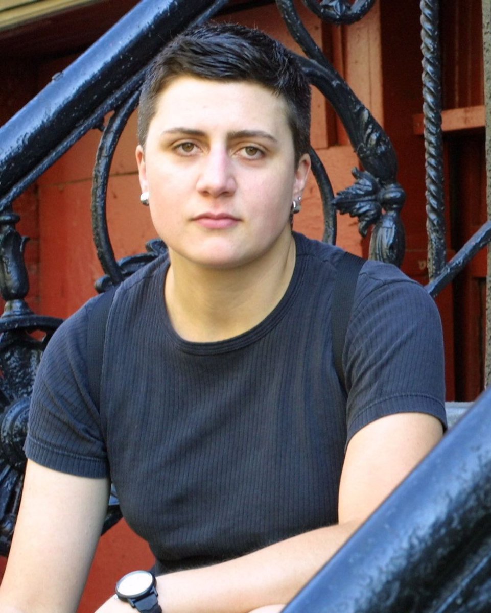 creepydotorg's tweet photo. In 2003, feminist journalist Norah Vincent spent 18 months living as a man in a social experiment to see if life was really easier for men.
She ended up in a psychiatric hospital instead.
Disguising herself as a man named "Ned," she altered her voice, flattened her chest, and wore prosthetics to pass as male in everyday life.
She joined a men's bowling league, lived in a monastery, and even went on dates with women.
Expecting to expose male privilege, she instead discovered men who were lonely, emotionally shut down, and shown no sympathy by anyone.
After 18 months as a man, Norah suffered a severe depressive breakdown and voluntarily checked into a psychiatric facility.
She concluded that "men are suffering," admitting the experience made her appreciate being a woman more than ever.
She struggled with depression for the rest of her life. On July 6, 2022, Norah Vincent died by assisted suicide in Switzerland. She was 53.
