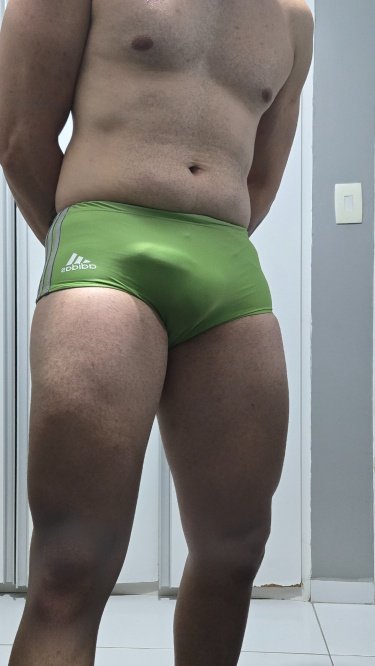 FixationSu47905's tweet photo. Qual das sungas marca mais a mala? 1° adidas, 2° Nike ou 3° adidas? 🩲🍆
https://t.co/cDvlmVnPuO

#sunga #speedo #spandex #lycra #bulge #cum #repost #chudai https://t.co/jnNd0oi4BY