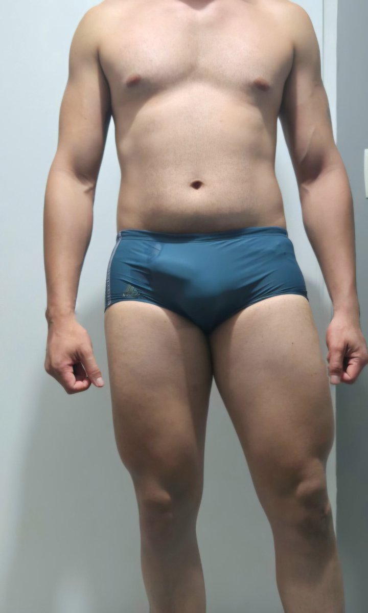 FixationSu47905's tweet photo. Qual das sungas marca mais a mala? 1° adidas, 2° Nike ou 3° adidas? 🩲🍆
https://t.co/cDvlmVnPuO

#sunga #speedo #spandex #lycra #bulge #cum #repost #chudai https://t.co/jnNd0oi4BY
