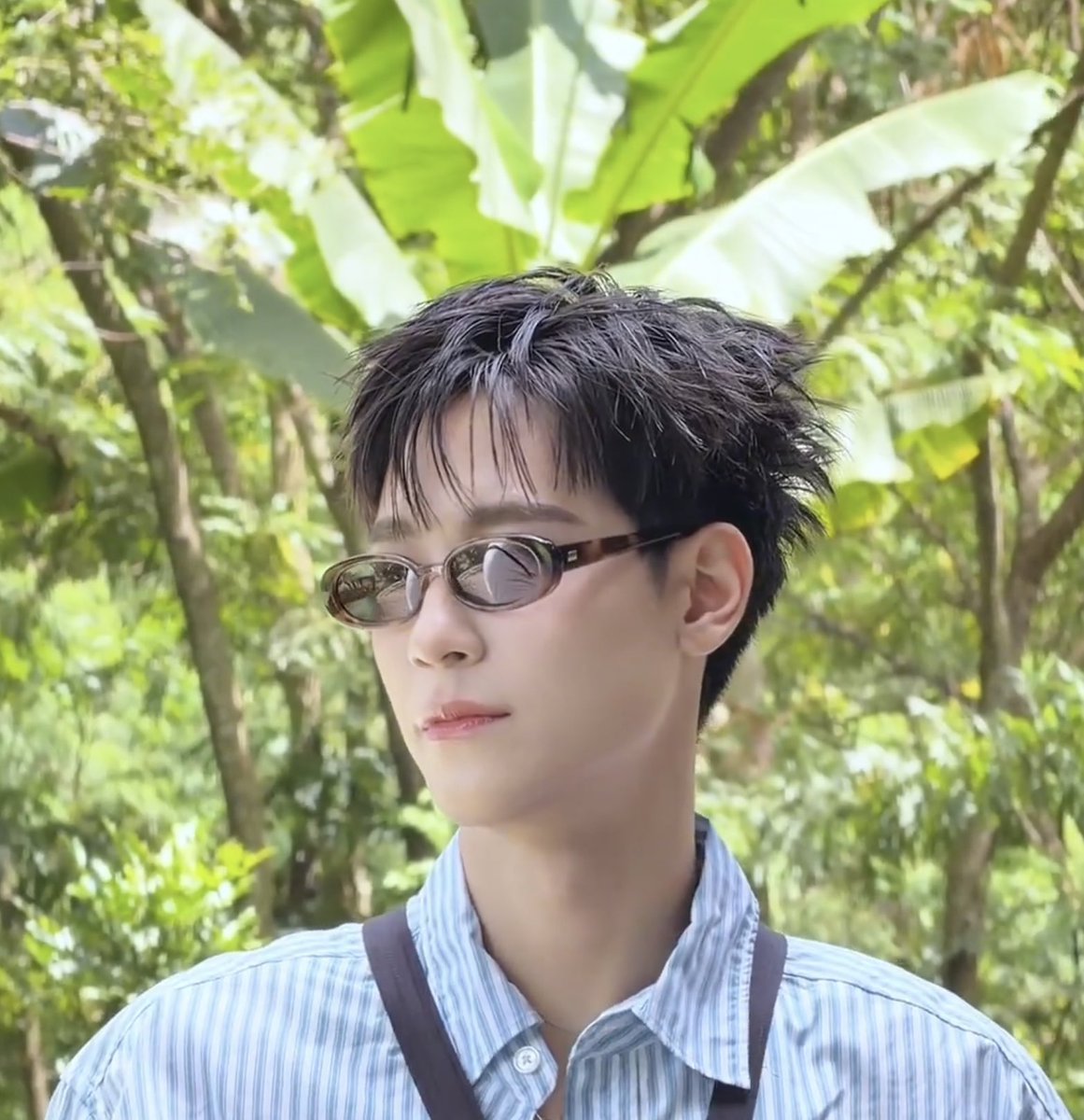 Junuryxx's tweet photo. ขอพิกัดแว่นหน่อยฮับน้องจูน~ https://t.co/kcr7XnVjUV