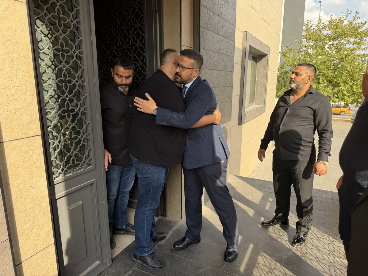 mehmetyilmazmy_'s tweet photo. Mhp Belediye Meclis Üyesi Adayı Sn.Erkan Kılıç’ın Annesi Sevim Kılıç’ın Vefatından Dolayı Taziyesine Katılarak, Başsağlığı Diledik.

Merhumenin Mekanı Cennet Olsun.🤲

@RTErdogan
@abuyukgumus
@abdulhamitgul
@fmfedaioglu
@FatmaSahin https://t.co/RmJD4ssn7y
