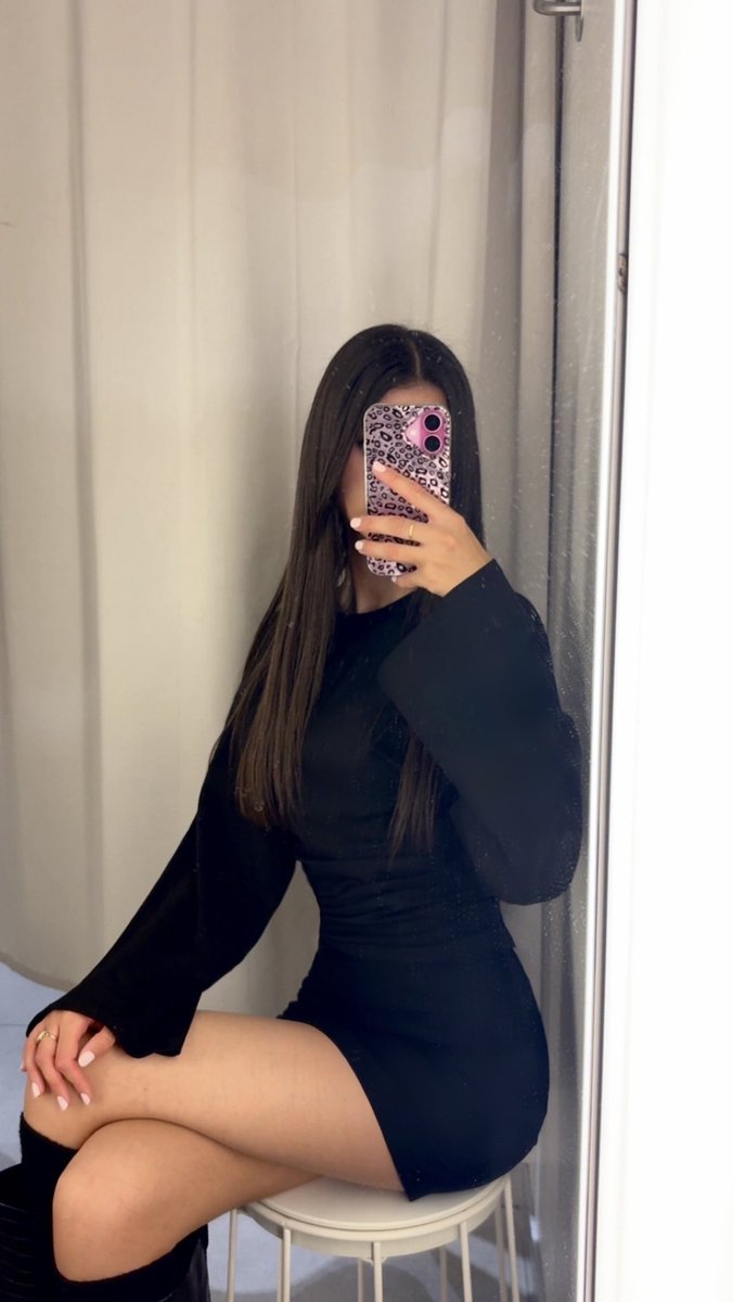 evzryoun's tweet photo. ootd ￼￼🐈‍⬛ https://t.co/2C6vKrKYmc