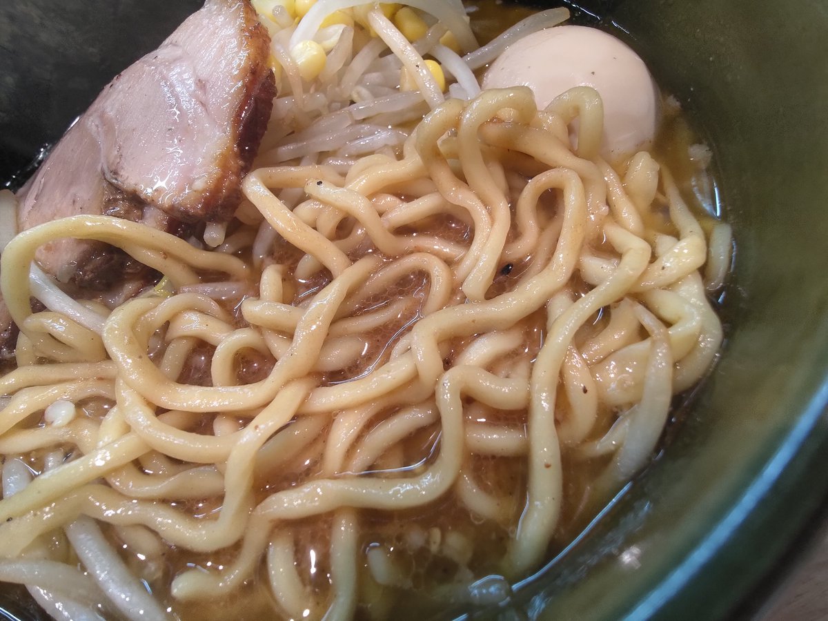 nkjmktr's tweet photo. らーめんダイニング だんな 北千住本店@北千住（足立区）で「特みそこってりらーめん」を注文。2026年8月20日オープン。「牛骨ら��麺マタドール」跡地。店主は「ど・みそ」出身。提供する味噌らーめんはまさにど・みそ🤩 背脂がたっぷり浮かぶ濃厚味噌スープに浅草開化楼の中太麺😋 #ramen #東京都 https://t.co/8xpL82zvyK
