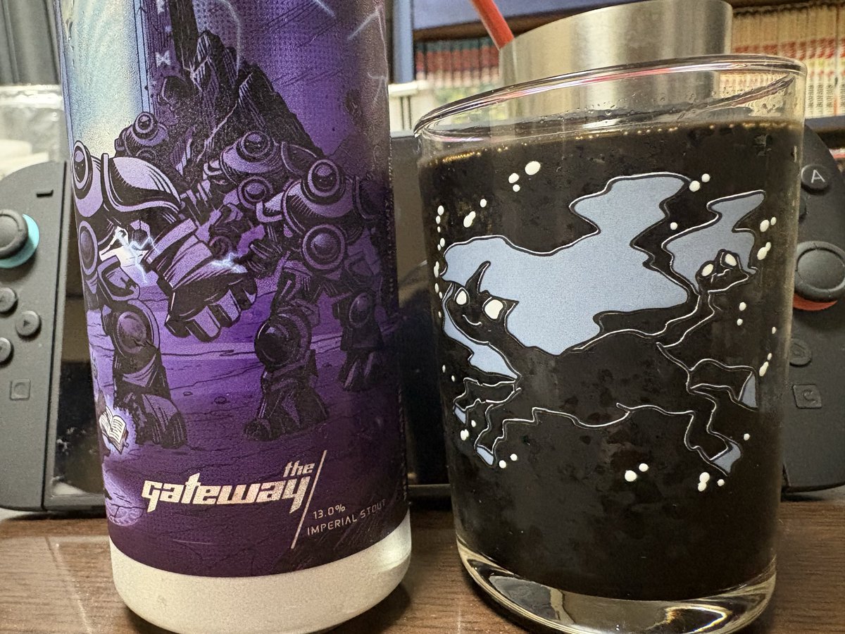 betsu_account's tweet photo. wcbのthe gateway ほぼ醤油　バニラアイスが合いすぎるので一緒に飲んでる　うんまいね https://t.co/rKPDcCVBeK