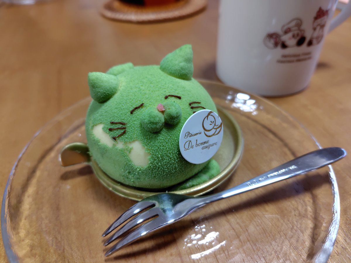 WaaSanWaa's tweet photo. ふらり偶然入ったお店のランチがとってもとっても美味しくてずっと行きたかったケーキ屋さんにも寄れてめちゃウマめちゃカワふくふくにゃんこも得られたので本日もサイコゥーです🐾✌✨️ https://t.co/I4rAd3pmai
