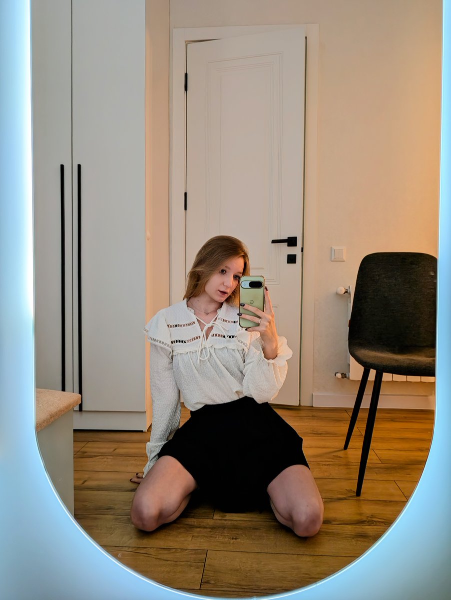 TwoWildSouls's tweet photo. DM me guys🫦
#skinny #young #blonde #girlsclothing https://t.co/FtgZeOEc2i