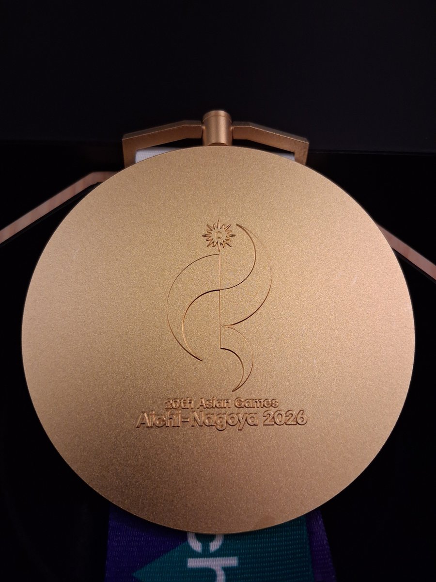 madkof81's tweet photo. 도와주신 모든 분들께 감사인사 올립니다. 감독님, 이스포츠 협회, 부산까지 와주신 게이머분들, 저희 격투게임 선수를 응원해주신 국민여러분 고맙습니다.
함께 우승을 만들어낸 배재민,연제길 선수 감사합니다 https://t.co/uC3yLEPtt9