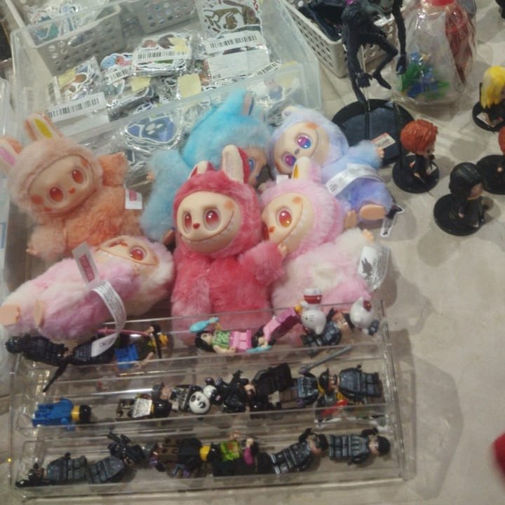 Gingermarsy's tweet photo. Went to Lagos Comic Con and came back wanting to buy half the room ๐
Comics, artwork, collectibles, nerds and so much creativity in one place.
A few things I caught on camera.
#LagosComicCon #LCC2026 #Comics #GeekCulture #PopCulture #artใ
คใ
คใ
คใ
ค https://t.co/ZHhG4TxrAp