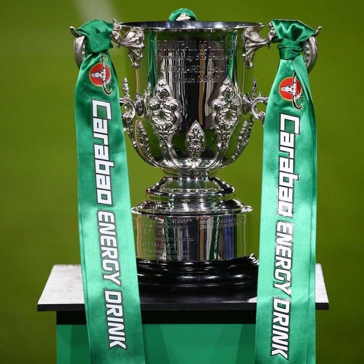 CFCNewsReport's tweet photo. 🚨🚨 | 𝐉𝐔𝐒𝐓 𝐈𝐍: Chelsea would be awarded the 2018 Carabao Cup if Manchester City are stripped of their trophies. [@TeleFootball] #CFC 👀 https://t.co/VpgheGzROm