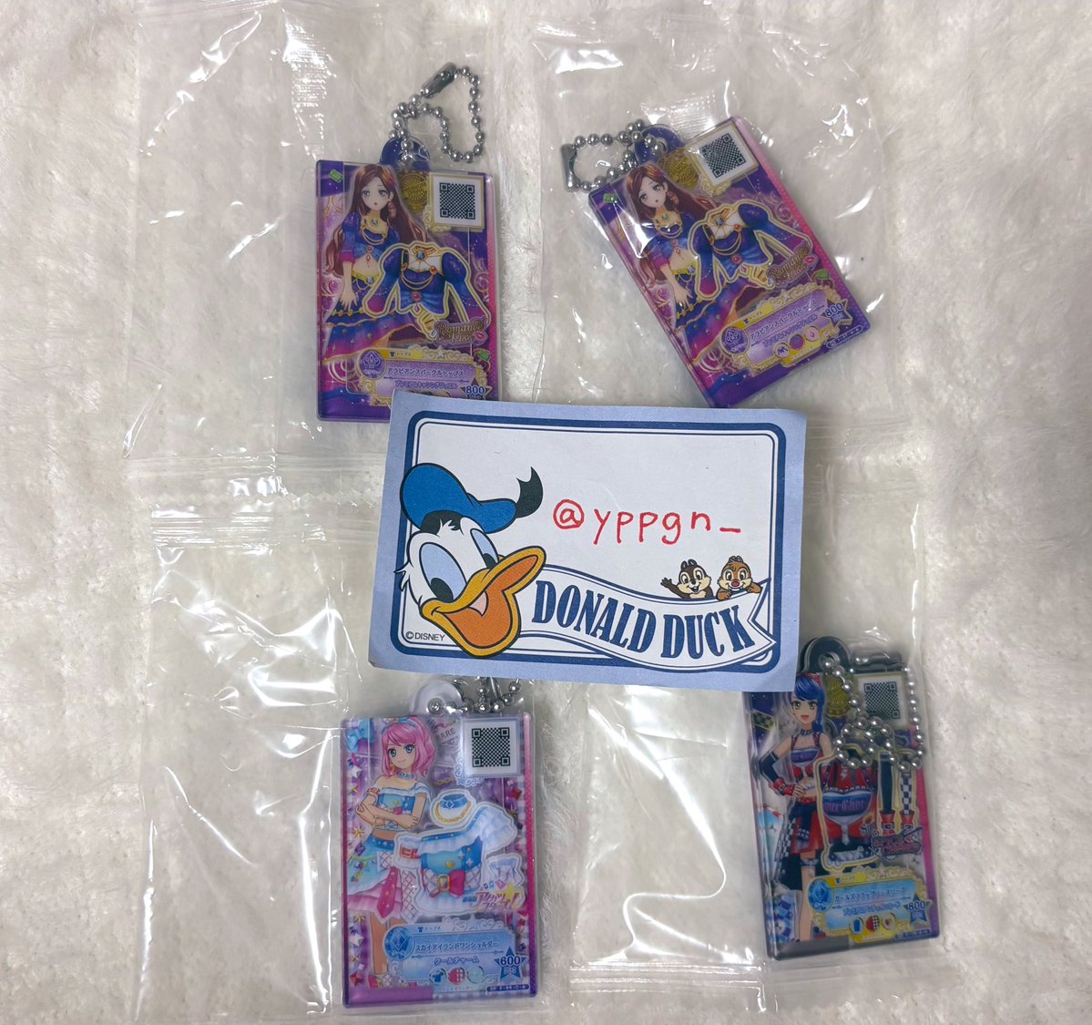 yppgn_'s tweet photo. 【交換】アイカツ だれでもアイドル活動アクリルチャーム 〜アイカツスターズ！〜 ガチャガチャ アイカツスターズ 

求￤ドリーミングプリンセストップス（白鳥ひめ）or画像2枚目各1

譲￤アラビアンスパークルトップス スカイアイランドワンショルダー ガールズフラッグノースリーブ

郵送希望 https://t.co/tRRszxudPa