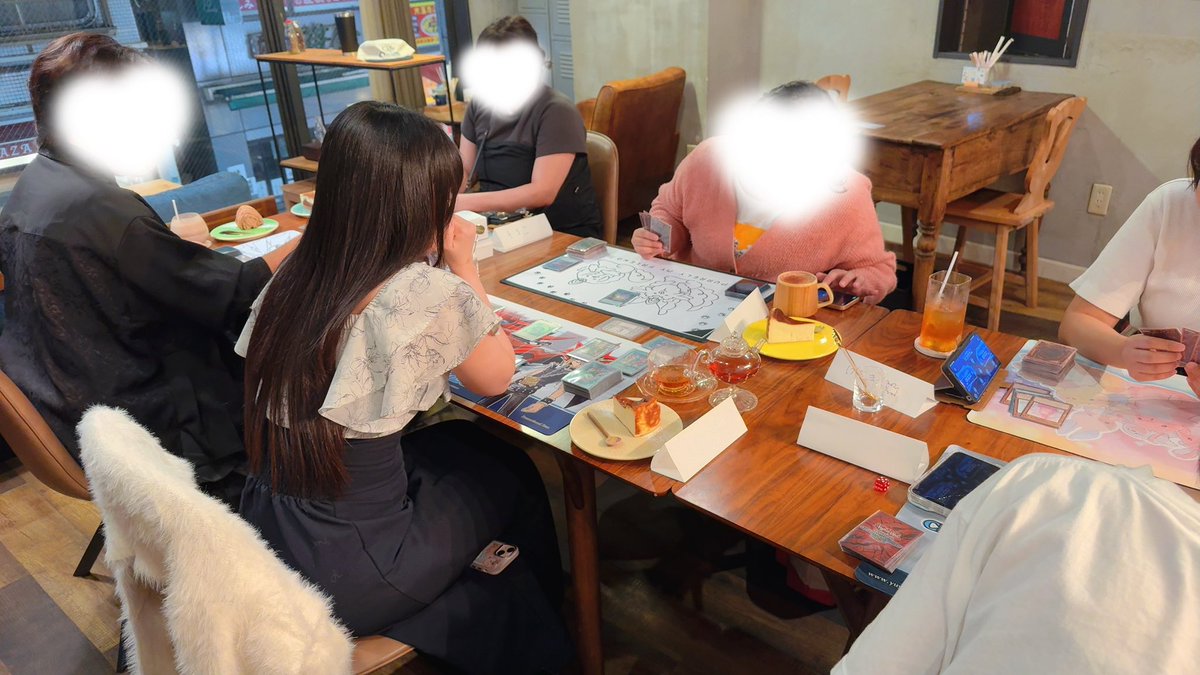 mumichandism's tweet photo. 遊戯王OCG女子交流会ご参加ありがとうございました‼️

想像以上に盛り上がって、本当に楽しくていっぱい笑いました🤭
「ケンティーごめん！」って言いながらEX除外するの面白すぎて😂笑
みなさん本当にありがとうございました✨

次の女子交流会は11月を予定してます‼️
🍰と☕️嗜みながらデュエルしましょ〜🎀
#むみ交流会