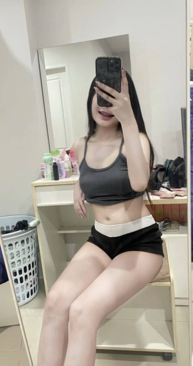 Baeesso's tweet photo. 🔮”ตอนแรกก็ไม่เชื่อ จนกระทั่งลองใช้เอง... ไอเทมลับที่บิวตี้บล็อกเกอร์เกาหลีโหวตให้เป็นอันดับ 1!“ 🦋 ครีมนวดกันแดดเนื้อซูเฟล่ บางเบา คุมมันนาน 🌤️ 

#รับงานหาดใหญ่ #หาดใหญ่
#นวดหาดใหญ่ #รับงานสงขลา 
ไอ ดี 🌟 p_rrn45 https://t.co/Rl25wZvbZB
