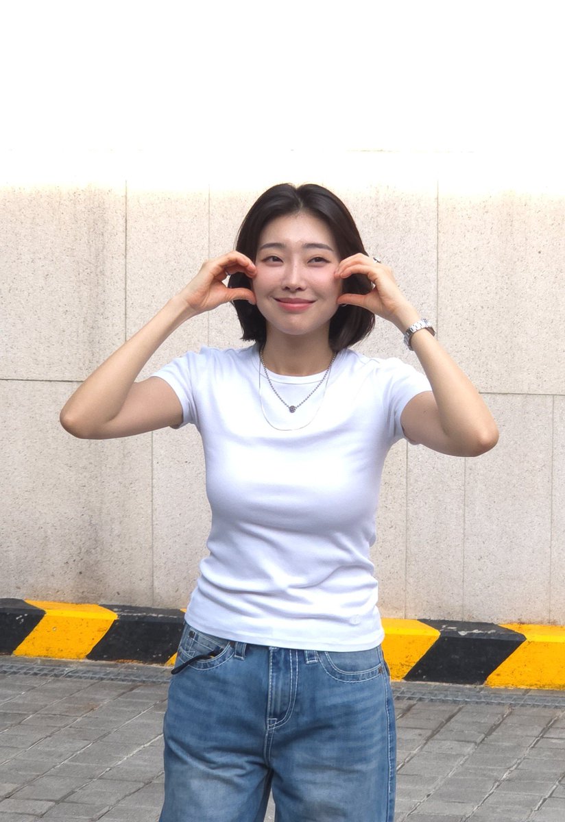 lfiveyearr514's tweet photo. 얘들아 추석이라고 송편 막 먹으면 안돼~~ㅜ 진짜 조심 해야 하는 게.. 어떻게 알아 그게 봄소리인지 아닌지~!!! 송편 먹기 전에 송편한테 봄소리가 아닌지 한 번씩 말 걸어서 물어보고 먹어 ~!! 알겟지?? 조심해 봄소리 먹지않게~!! https://t.co/Cu7wM9OgPW