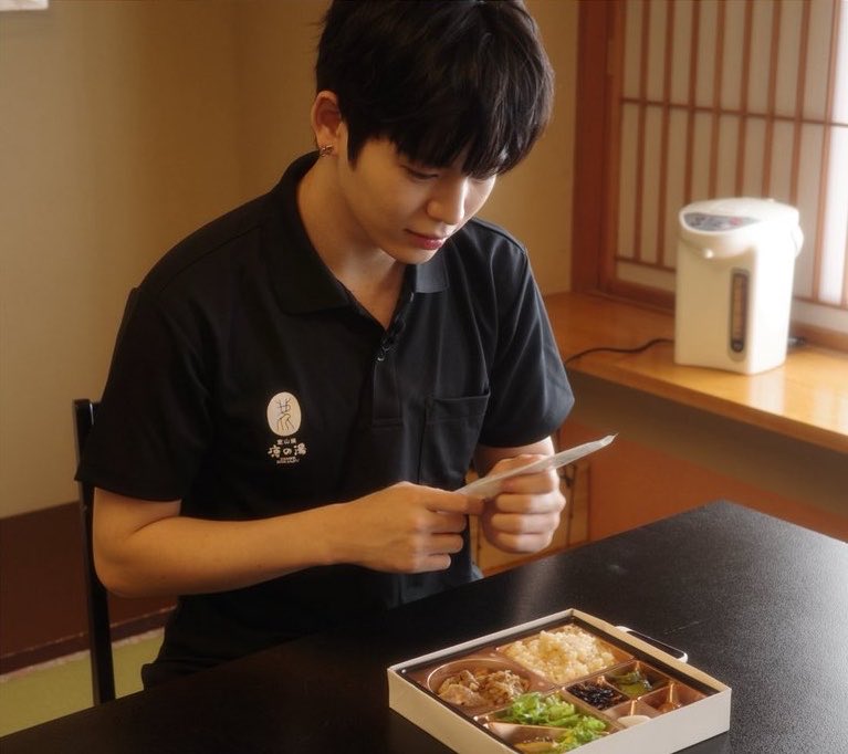 Mungcom_'s tweet photo. いただきます！ https://t.co/jxwetmGcFH
