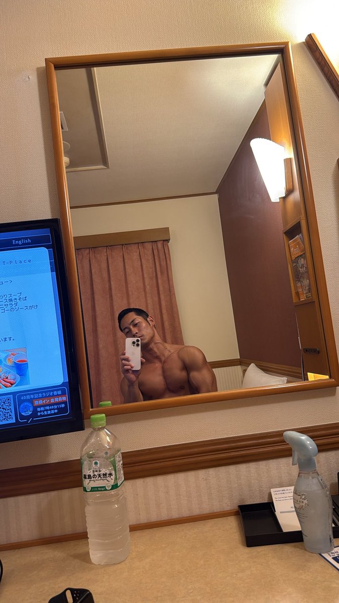 araifuga's tweet photo. いっぱい食べたからいっぱい寝て
回復させーる🔥 https://t.co/cGfZaASke6