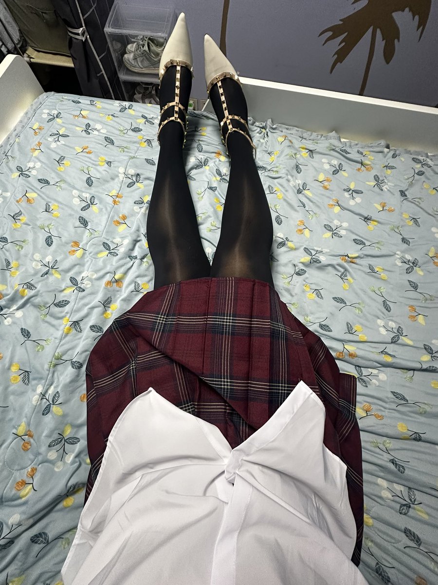 Yeduying7747's tweet photo. 好想被人玩呀 有人要玩嘛 #男娘 #沈阳 https://t.co/OcEbte6Hbz