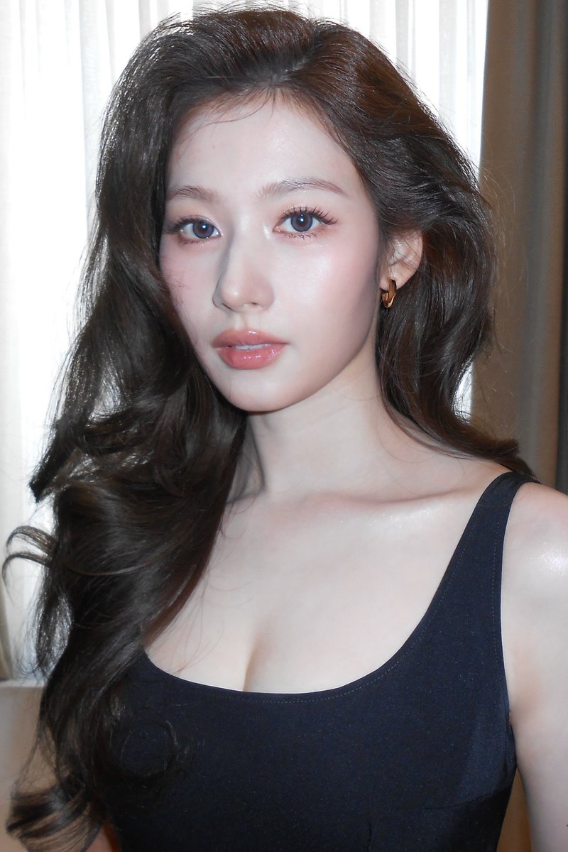 godmitzu's tweet photo. SANA will be an MC for 2026 MUSIC BANK GLOBAL FESTIVAL IN JAPAN at Japan National Stadium on December 12th, the same day that NAYEON and MISAMO are performing! https://t.co/XltY2glVs4