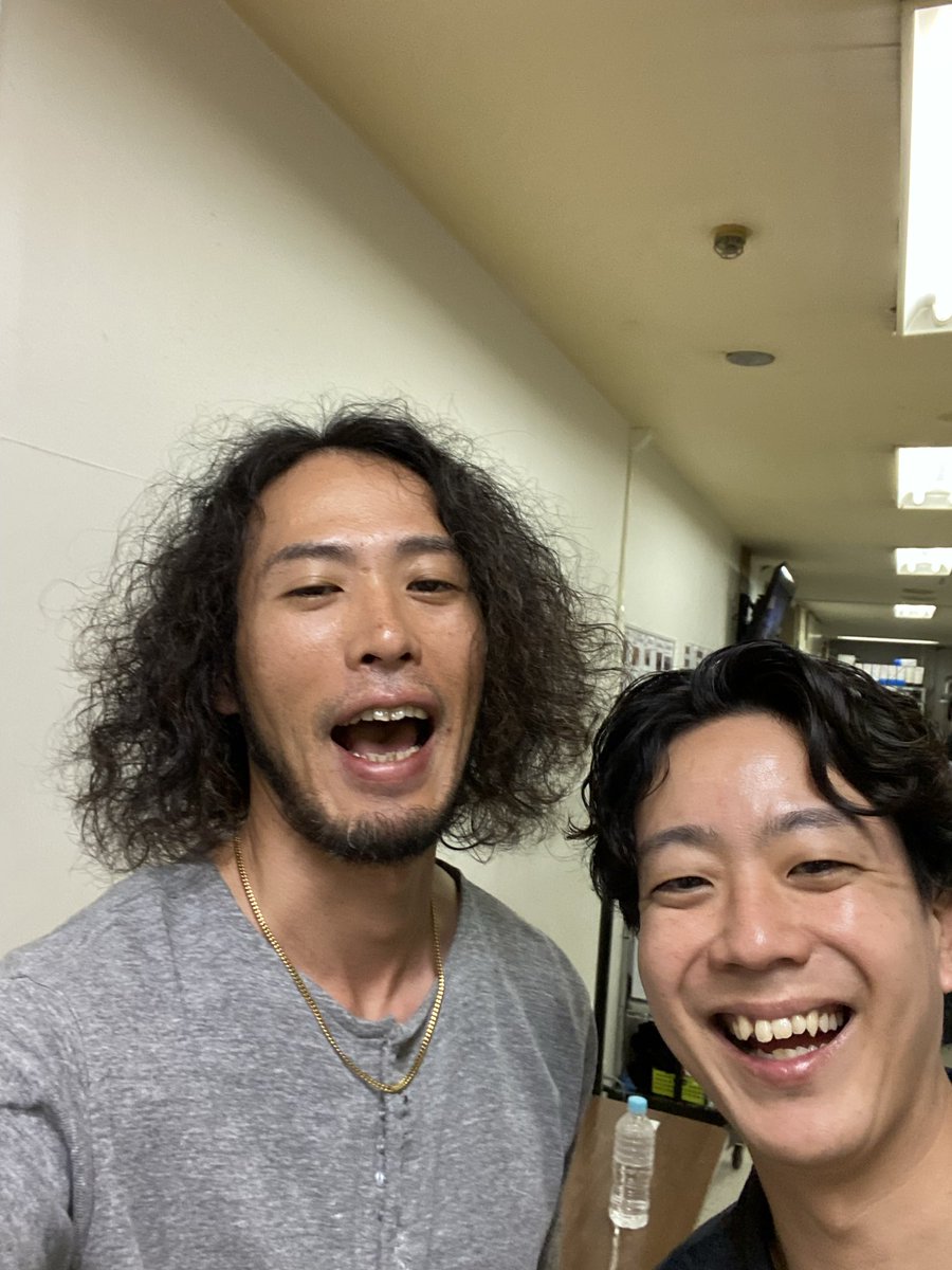 nagomidenn's tweet photo. なかよし！！！！！！
#龍が如くの如く2 https://t.co/u0Zk6Hdjzf