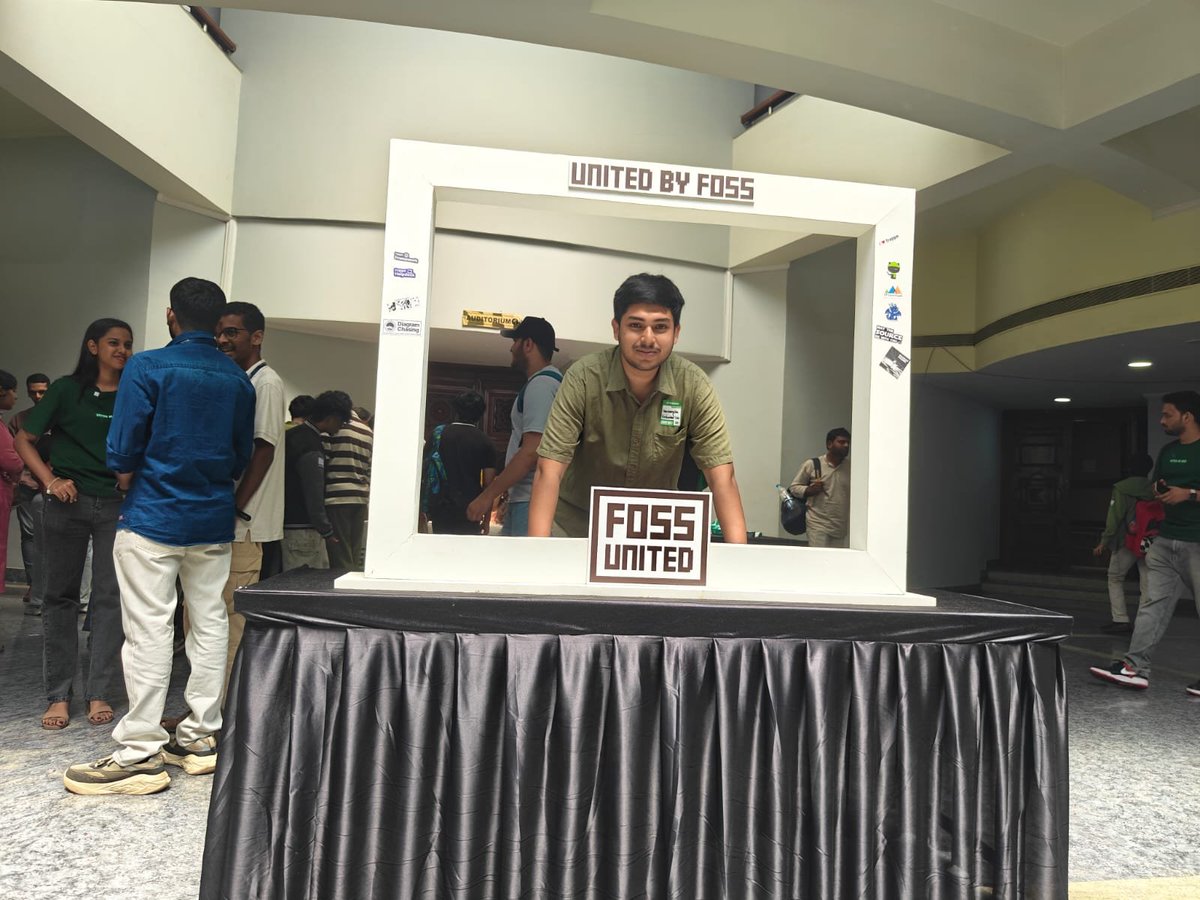 h2loopai's tweet photo. Wrapped up first day at @IndiaFOSS!
Great conversations, fresh perspectives, and plenty to take back as we think about the role of open source in engineering AI.
#IndiaFOSS #OpenSource #H2LooP https://t.co/TNLoTzhUR4