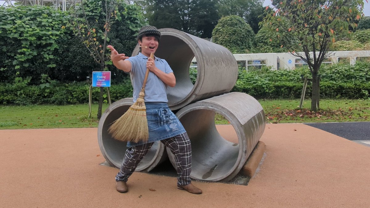 CHABIO309's tweet photo. #西武園ゆうえんち 
雨だし土管に登るのは危ないのでとりあえず雰囲気だけ
次は友達も配置してよりリサイタルらしくしたいですな✨ https://t.co/GVUuxi8VAU