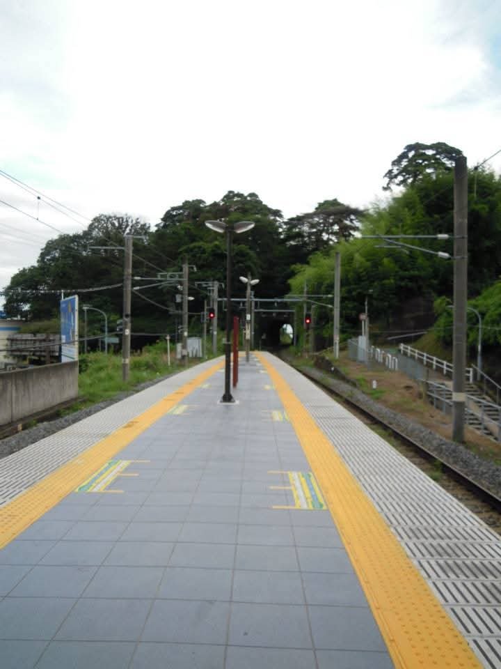 mido_u13's tweet photo. 振り返りお出掛け記録
宮城県 松島

JR松島海岸駅
松島の景色を眺めつつ、宿泊先の塩竈へは帰りは電車で
現在は駅舎は新しくなっていて、この写真の駅舎ではないそう https://t.co/RL4uHxOsWI