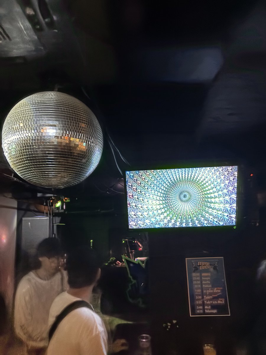 MGDCBL's tweet photo. Megadecibel 10th Anniversaryオープンしました！
朝までよろしくお願いします！！！
#mgdcbl https://t.co/SVY4LFMgCx
