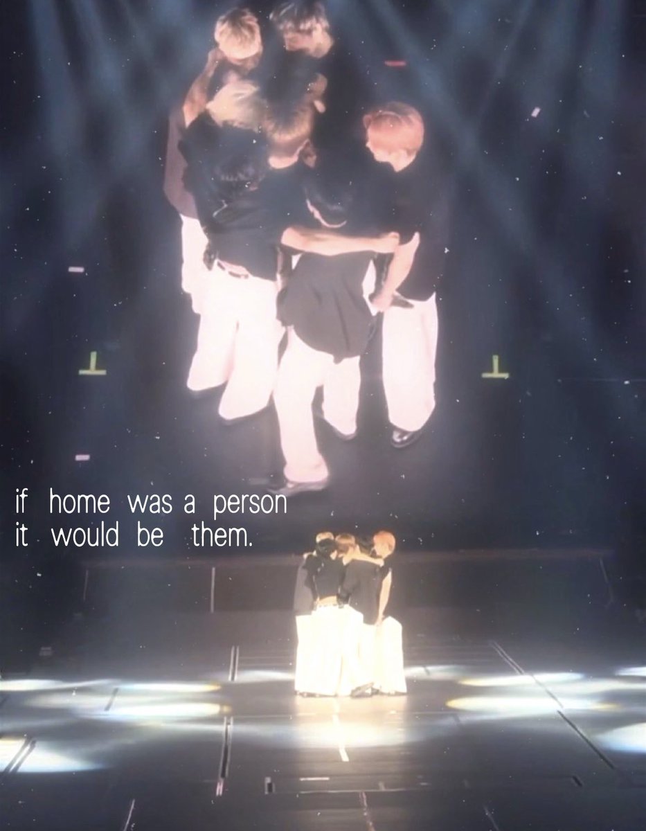 minnieverse0's tweet photo. i love this picture of skz so much ❤️‍🩹 https://t.co/ZpKmv4K9aG