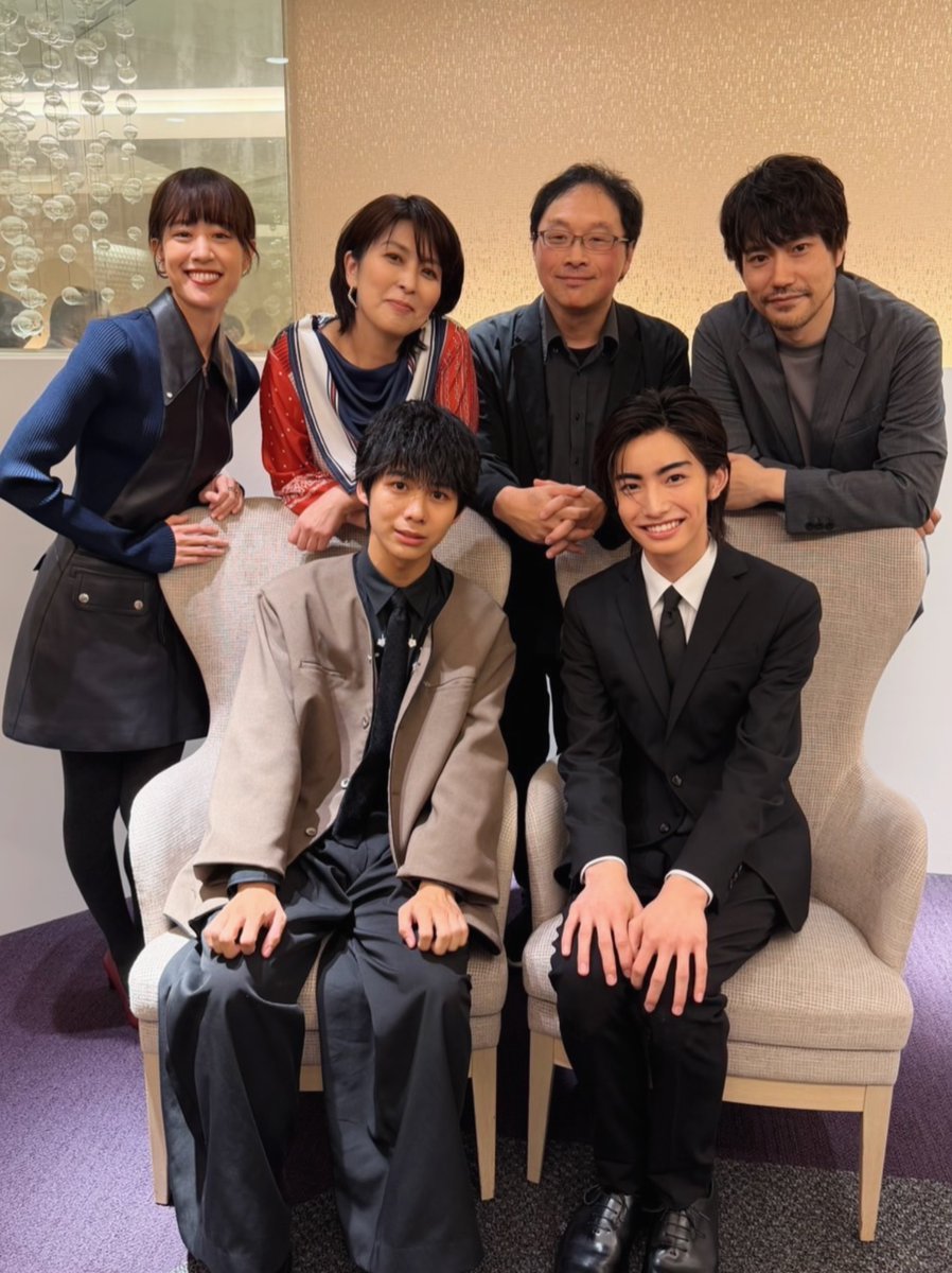 nagidiary_movie's tweet photo. ▋𝘌𝘝𝘌𝘕𝘛 𝘙𝘌𝘗𝘖𝘙𝘛

本日『ナギダイアリー』公開記念舞台挨拶を開催✨
松たか子さん、石橋静河さん、松山ケンイチさん、川口和空さん、藤原聖さん、深田晃司監督��登壇。

役への向き合い方や、現場でのエピソード、作品に込めた想いなど、たくさんお話いただきました！

［𝘙𝘌𝘗𝘖𝘙𝘛］https://t.co/SQUaSl4r29